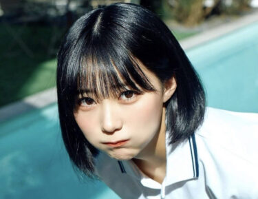 【こ、溢れる】HKT48・田中美久（21）、谷間＆美ボディ　エチチチチなビキニ姿を披露！