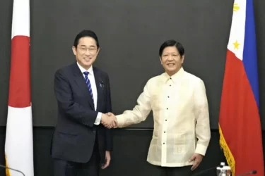 【援交メガネ】日本政府、フィリピンへ６０００億円の官民支援の最大援助供与
